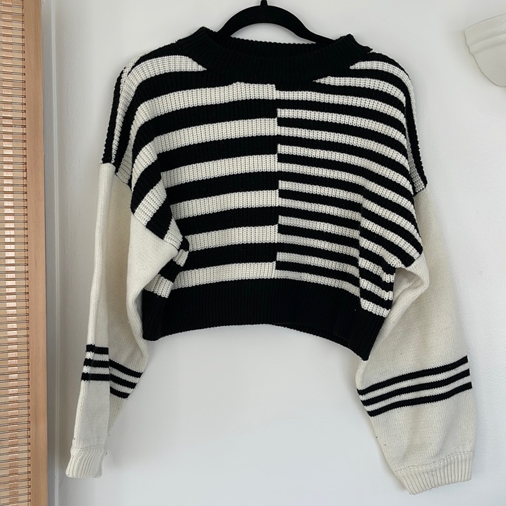 Super cute black and white striped sweater!
